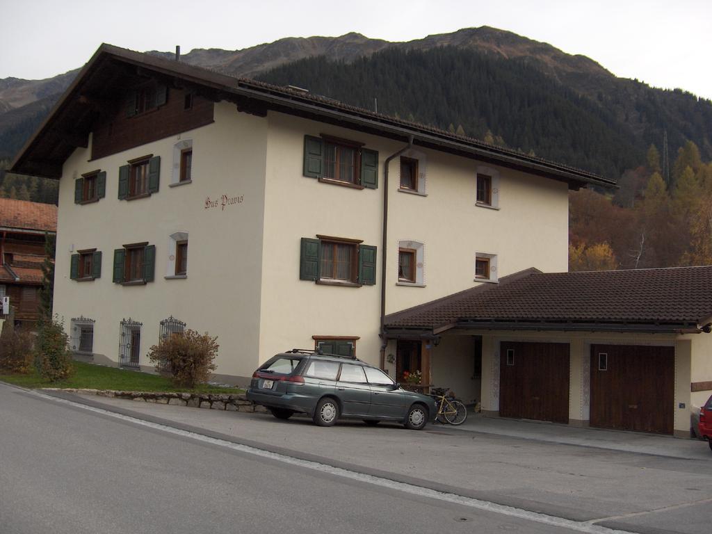 Hus Pravis Apartment Klosters Luaran gambar