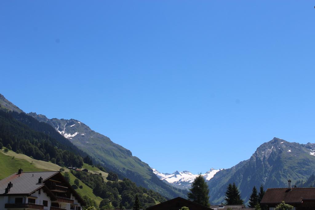 Hus Pravis Apartment Klosters Luaran gambar